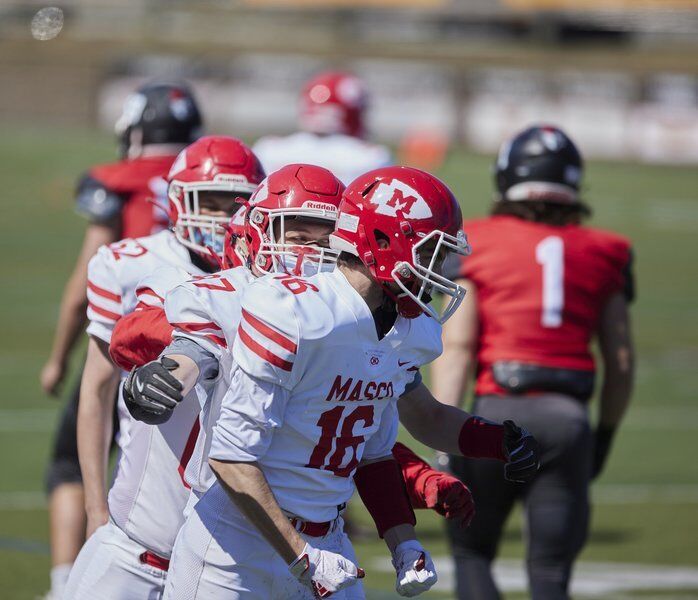 Doody's 3 TD catches keep Marblehead unbeaten, give Rudloff 100th coaching win